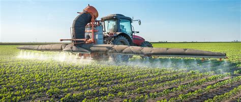 Pesticides De Pulv Risation De Tracteur Image Stock Image Du Ressort