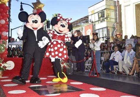 40 Years After Mickey Minnie Mouse Gets Her Star On Hollywood Walk Of Fame │ Gma News Online