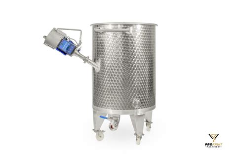 Tank With Agitator For Processing And Juice Production Profruit