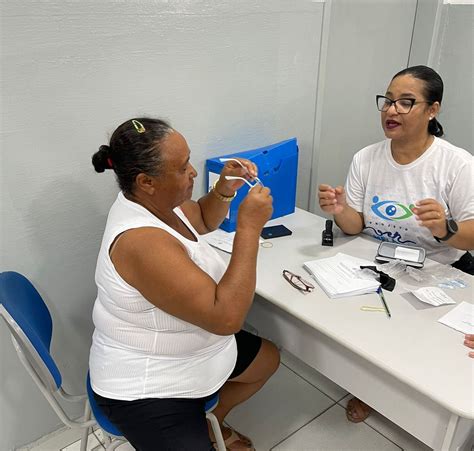 Sesau Entrega Mais Culos Para Moradores Do Bairro Tancredo Neves