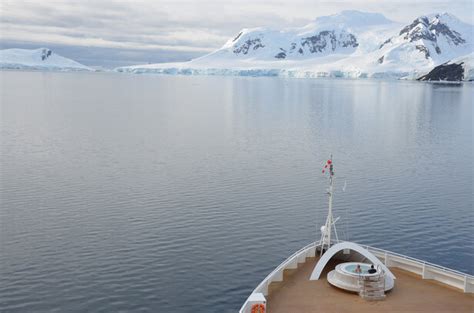 The magic of Antarctica aboard Seabourn Quest — Earth Walk Journeys