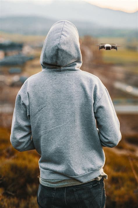 27+ Hoodie Pictures | Download Free Images & Stock Photos on Unsplash