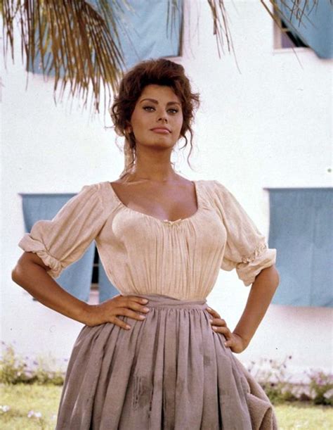 Beautiful Pics of Sophia Loren on the Set Madame Sans Gêne in 1961