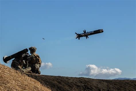 Us Army Awards Contract For B Javelin Weapon