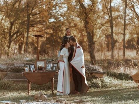 12 Native American Wedding Traditions You Should Know