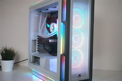 Corsair Icue 5000t Rgb Review This Bright And Colorful Pc Case Will