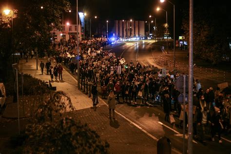 Kolejna śmierć młodej kobiety Protest w Zielonej Górze