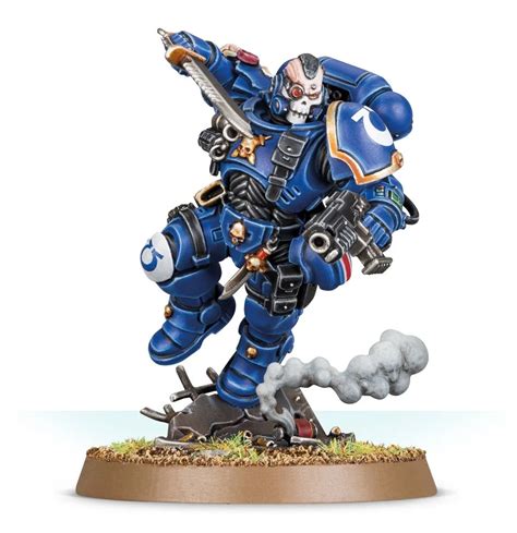 Games Workshop Warhammer 40000 Space Marines Primaris Lieutenant