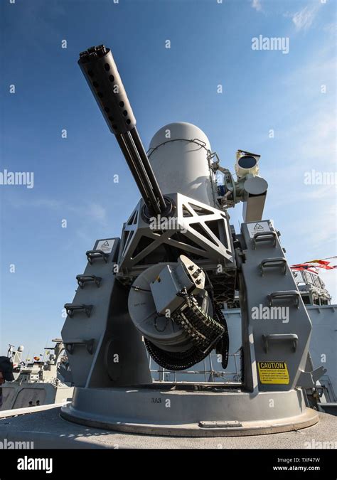 Mk 15 Phalanx Close In Weapons System Ciws Hi Res Stock Photography And