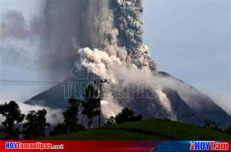 Hoy Tamaulipas Volcan De Colima Emite Fumarola De Dos Kilometros