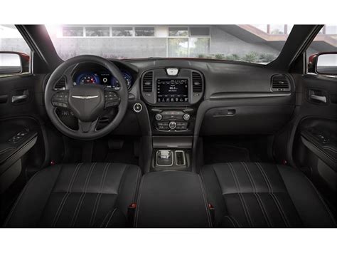 2018 Chrysler 300: 134 Interior Photos | U.S. News