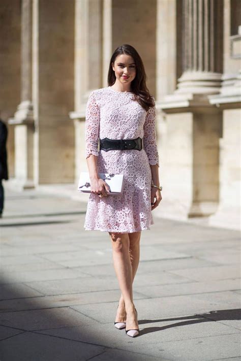 Cest Chic Street Style From Paris Paris Fashion Week Street Style