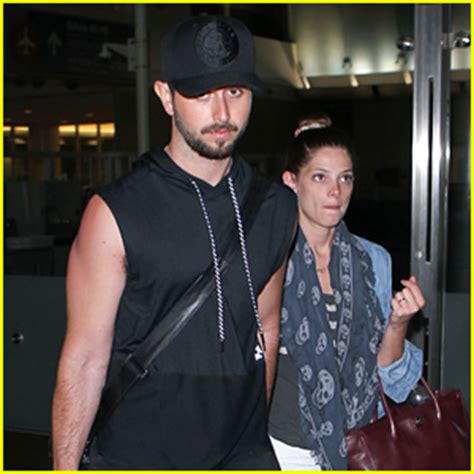 Ashley Greene Paul Khoury Hold Hands At The Airport Ashley Greene