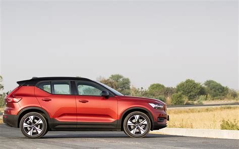 75 Volvo XC40 Recharge Images | XC40 Recharge Exterior, Road Test and Interior Photo Gallery