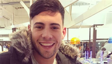 Reality Tv Star Andrew Brady Strips Naked For The World To See Nsfw Gaybuzzer