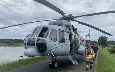 Poplave v Sloveniji pomaga helikopter hrvaške vojske shds si Savez