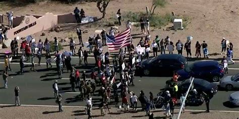 Protesters Shut Down Road To Arizona Trump Rally Fox News Video