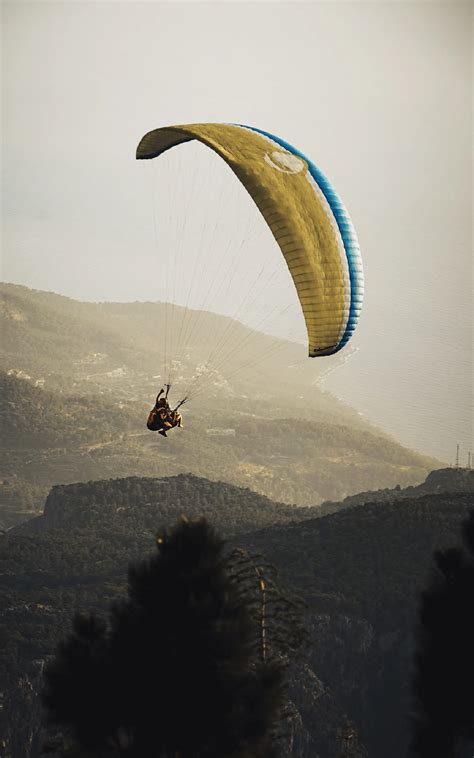 Paragliding in Nandi Hills - Today’s offer Rs.2999 ( 41 % off)