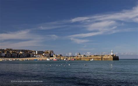 Desktop Wallpaper Picture Of St Ives Harbour At High Tide In Cornwall