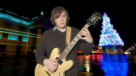 Christmas Jazz Guitar - I'll Be Home For Christmas Chords - Chordify