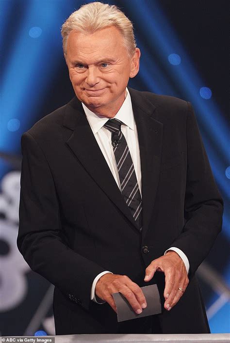 Pat Sajak Says Goodbye After Years On Wheel Of Fortune Bintano