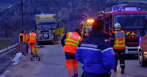 Hautes Alpes Terrible Accident à Saint Clément à Hauteur Du Plan De