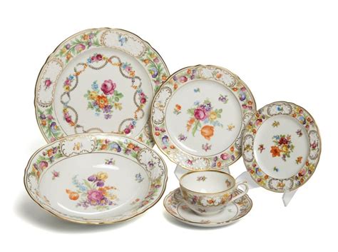 Lot A Schumann Bavaria Empress Dresden Flowers Porcelain Dinner Service