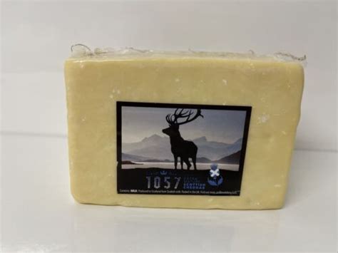 Mull Of Kintyre Mature Scottish Cheddar Cheese 125kgvegetarian Now