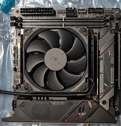 Ryzen 7900 Inside A Dan A4 Sfx Rnoctua