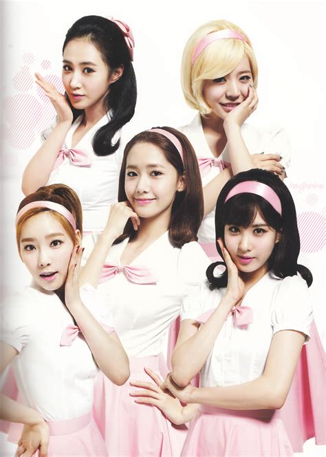 Girls Generation Yuri Sunny Taeyeon Yoona Seohyun Minitokyo