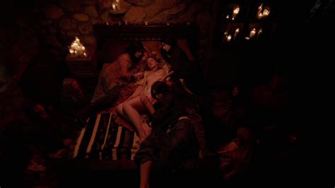 Naked Sophie Traub In Holidays