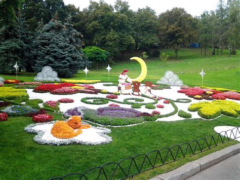 Цветочное оформление детских парков и парков культуры