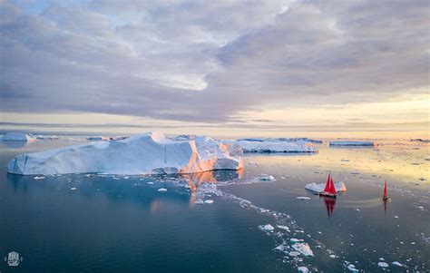 Balade Nocturne Dans La Baie D Ilulissat Glacier Montagne Fjord