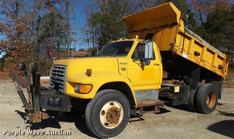 1998 Ford F800 Dump Truck In Forsyth Mo Item K1017 Sold Purple Wave