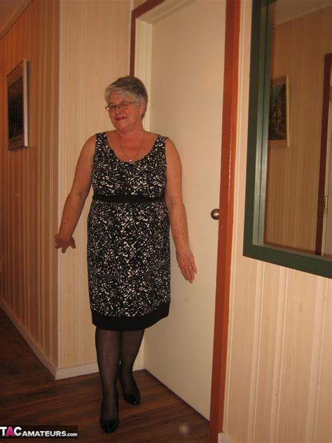 Chubby Granny Girdle Goddess Gets Naked With Her Pantyhose Pulled Down NakedPics