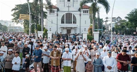 Aidilfitri Disambut Meriah Di Indonesia Turut Dirasai Warga Malaysia