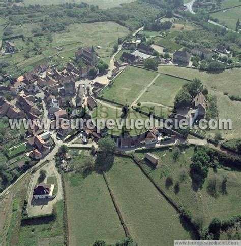 Photos A Riennes De La Motte Saint Jean Le Ch Teau Sa Ne Et