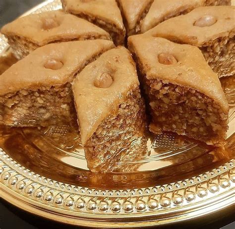 Les origines du baklava algérien Du plat du sultan au dessert le