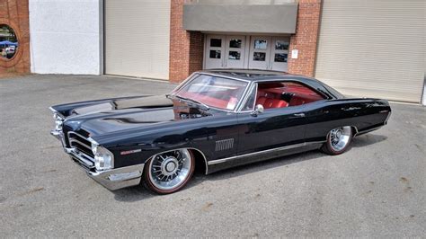 1965 Pontiac 22 Big Brother Is Restomod Royalty Autoevolution