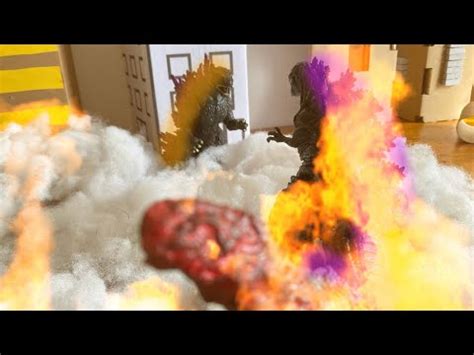 Shin Godzilla Vs Godzilla An Epic Stop Motion Battle By Beary