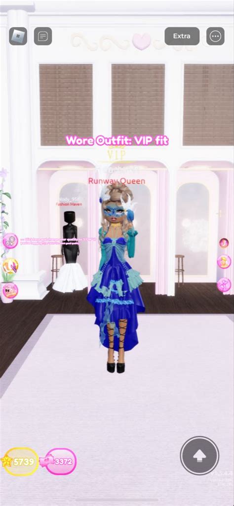 ୨୧ hot mess dti dress to impress roblox