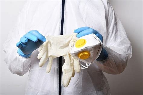 В Роспотребнадзоре рассказали, когда снова обострится ситуация с ...