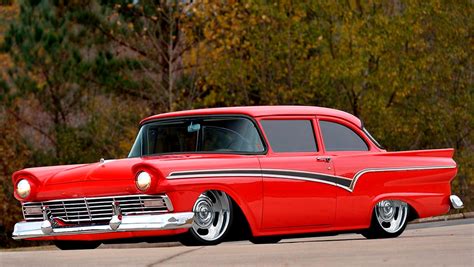 Ford Custom Luis Baston Flickr