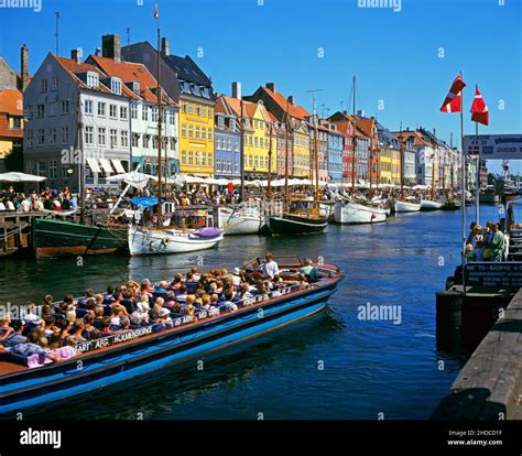 Kopenhagen Kanal Hi Res Stock Photography And Images Alamy