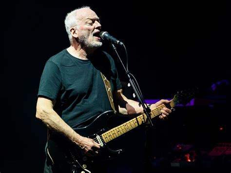 David Gilmour is writing a new album: “The electric guitar I’m currently playing is not as ‘rock ...