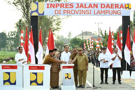 Presiden Jokowi Resmikan Ruas Jalan Daerah Di Provinsi Lampung