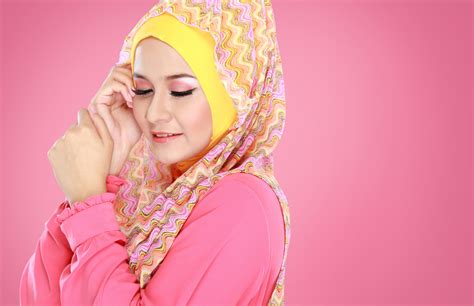 Ide Pose Foto Wanita Berhijab Syari Foto Wanita