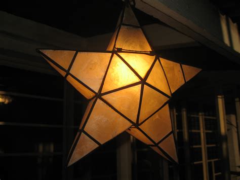 The Parol: A Filipino Catholic Tradition and Vocation