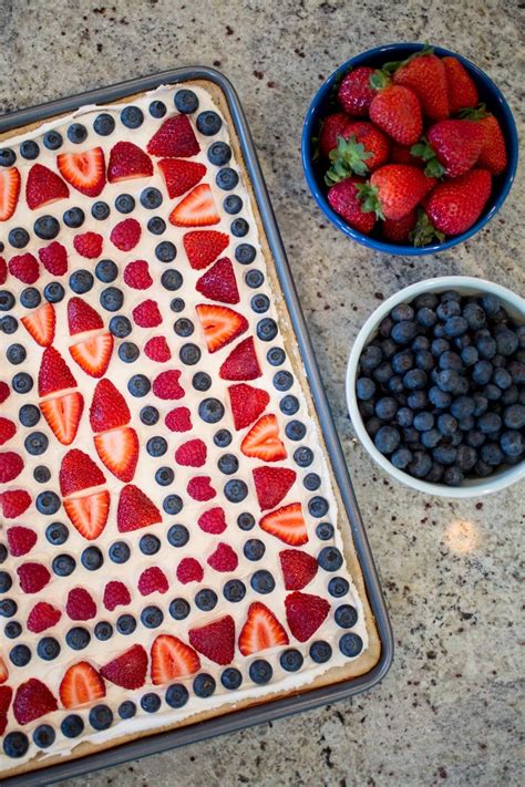 Quick And Easy Fruit Pizza 4th Of July Edition Kelsey Bang Fruit