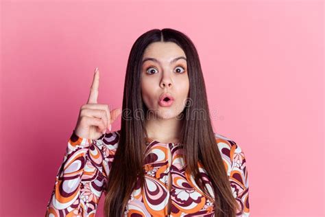 Photo Portrait Of Teenager Latin Brunette Girl In Stylish Glamour Shirt Point Finger Up Eureka